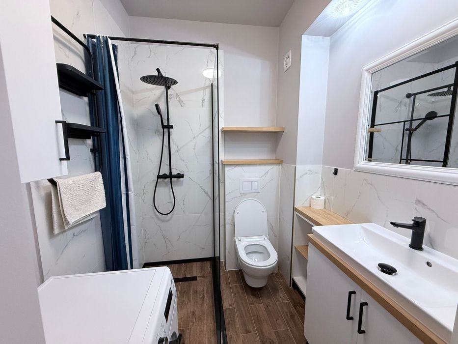 Vând apartament 3 camere 77 mp zona Mall Vivo