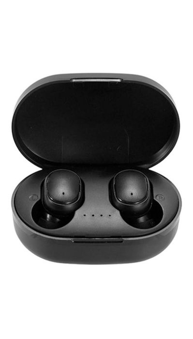 наушники в продаже