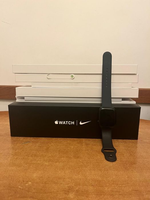 Apple Watch / 17 buc / Gen 10 / 100%