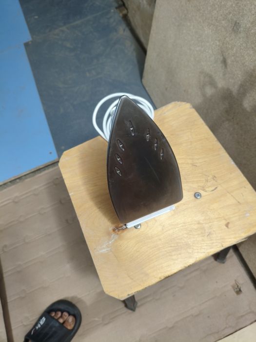 Утюг  SCARLETT, производства Китай