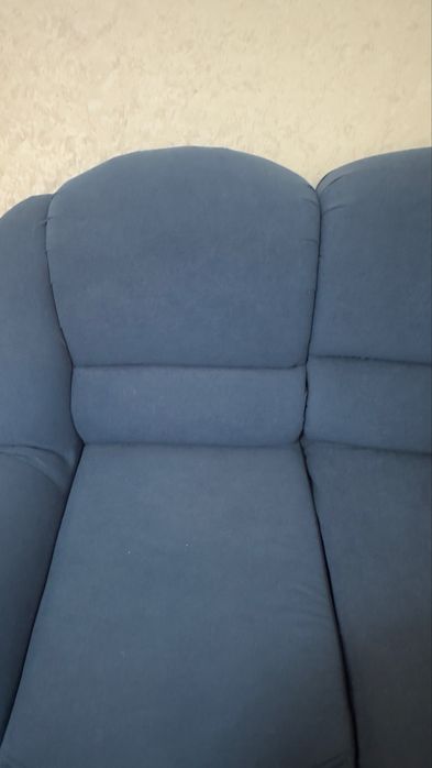 Продам диван с креслом