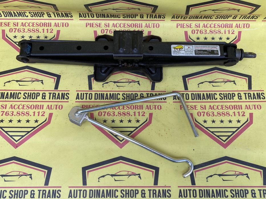 Cric auto original Honda CRV 1350 kg Made in Canada