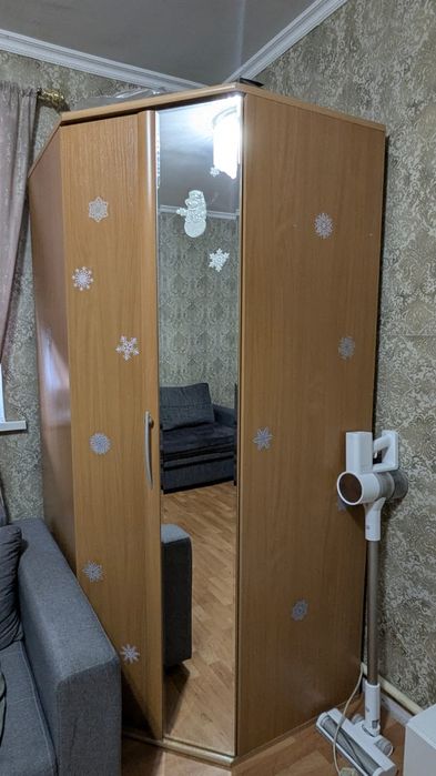 Шкаф - гардероб глубокий