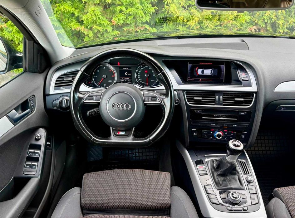 Audi A4 Allroad Quattro, 2.0 TDI 190 CP, Faruri LED + Bi-Xenon/ Senzori parcare