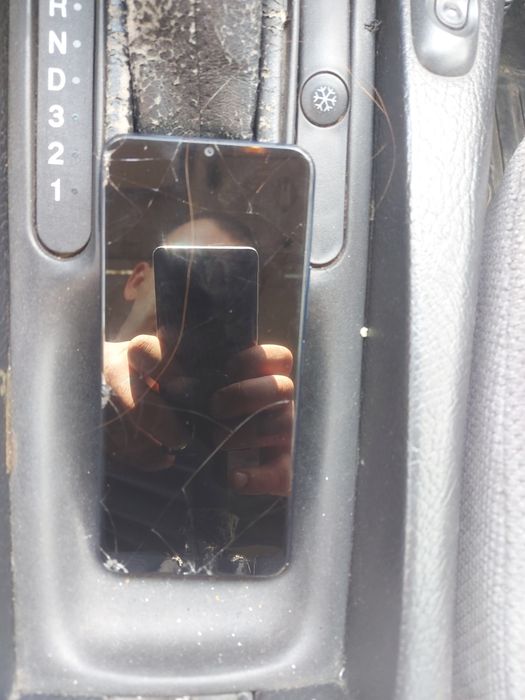 Продам б/у телефое vivo