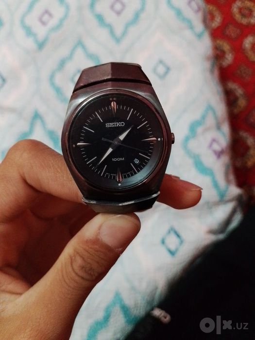 seiko soat sotiladi v732