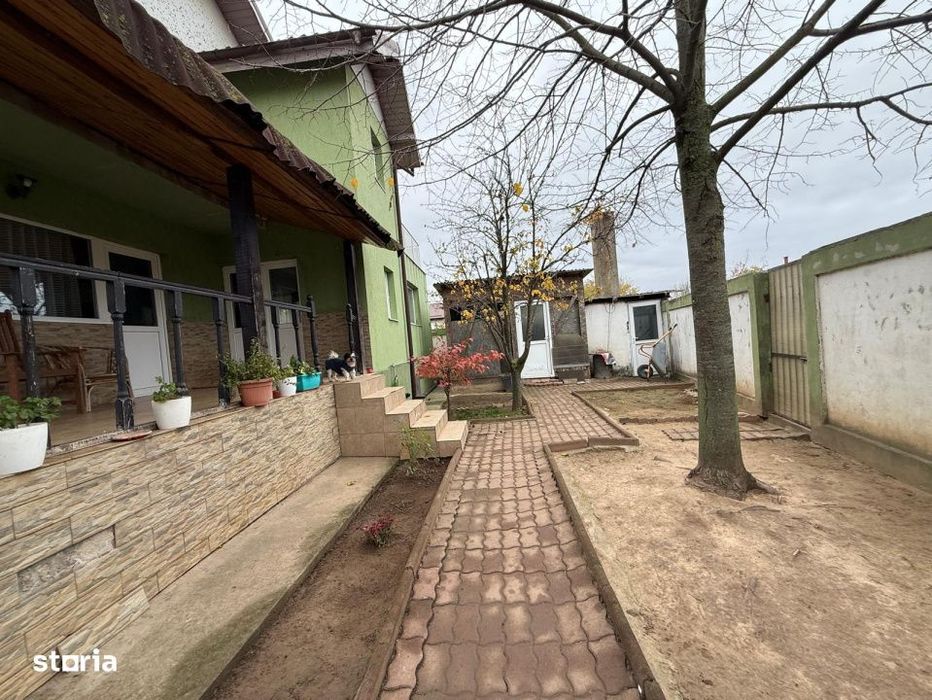 Casa D+P+M, 713 MP teren, 300 MP utili, Carcea, zona Metro