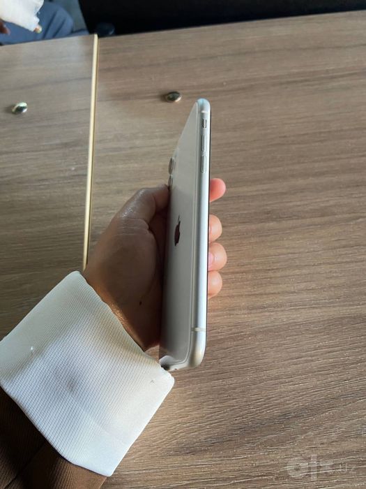Iphone 11 64 gb ideal