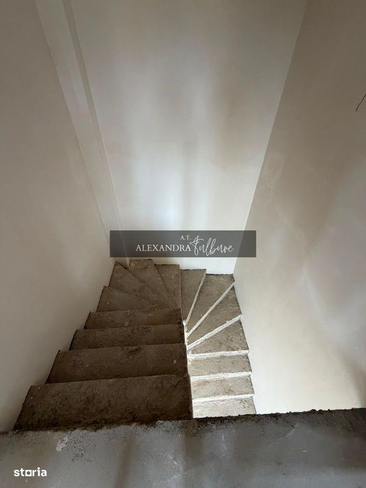 Triplex 4 camere DECOMANDATE, 112 mp utili, 184 mp curte, Urusagului