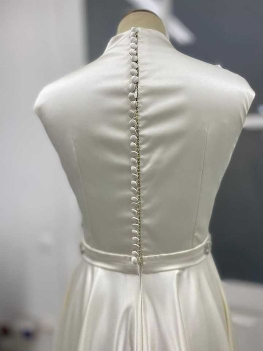 Vand rochie de mireasa