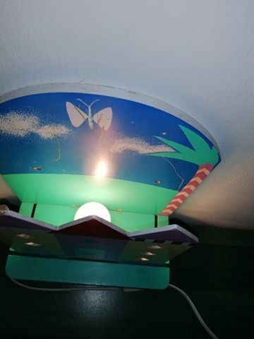 Veioza din lemn pentru copii