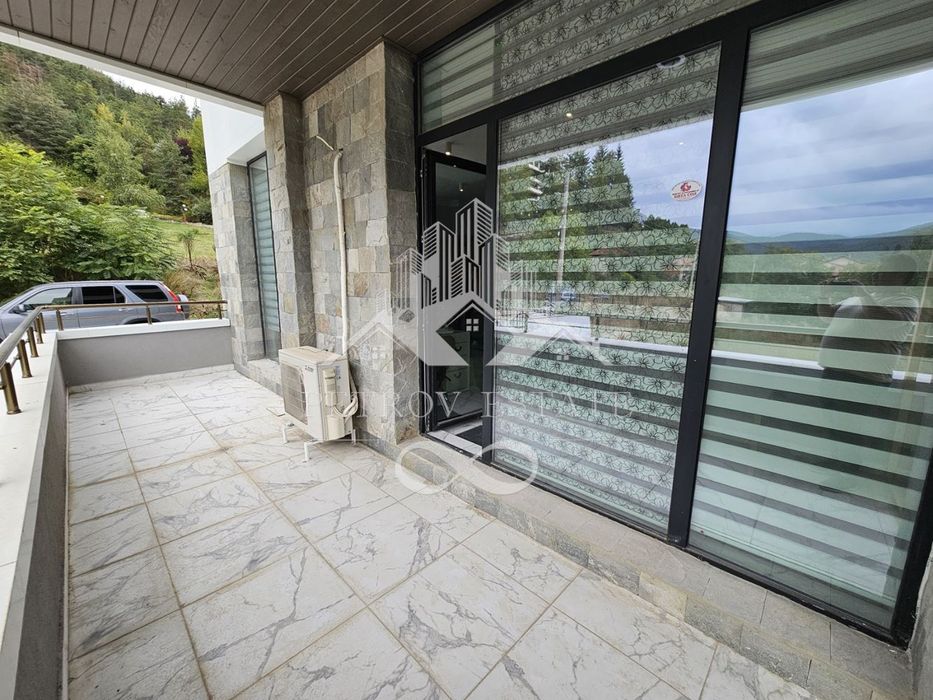 Продава се Магазин в Велинград - 61 кв.м за 2010 €/кв.м - Снимка #8