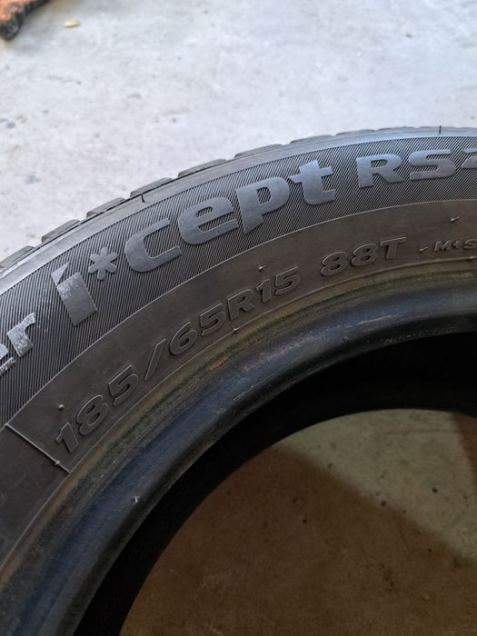 2 anvelope iarnă 185 65 r15 Hankook