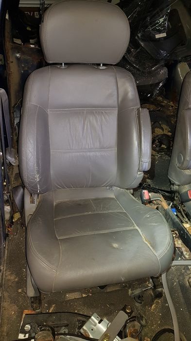 Subaru Forester на части