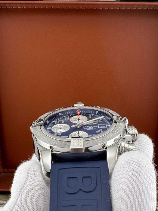 Breitling Avenger Chrono