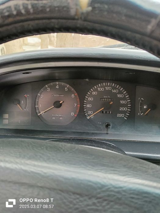 Продам Тойоту Карину 2. 171кузов