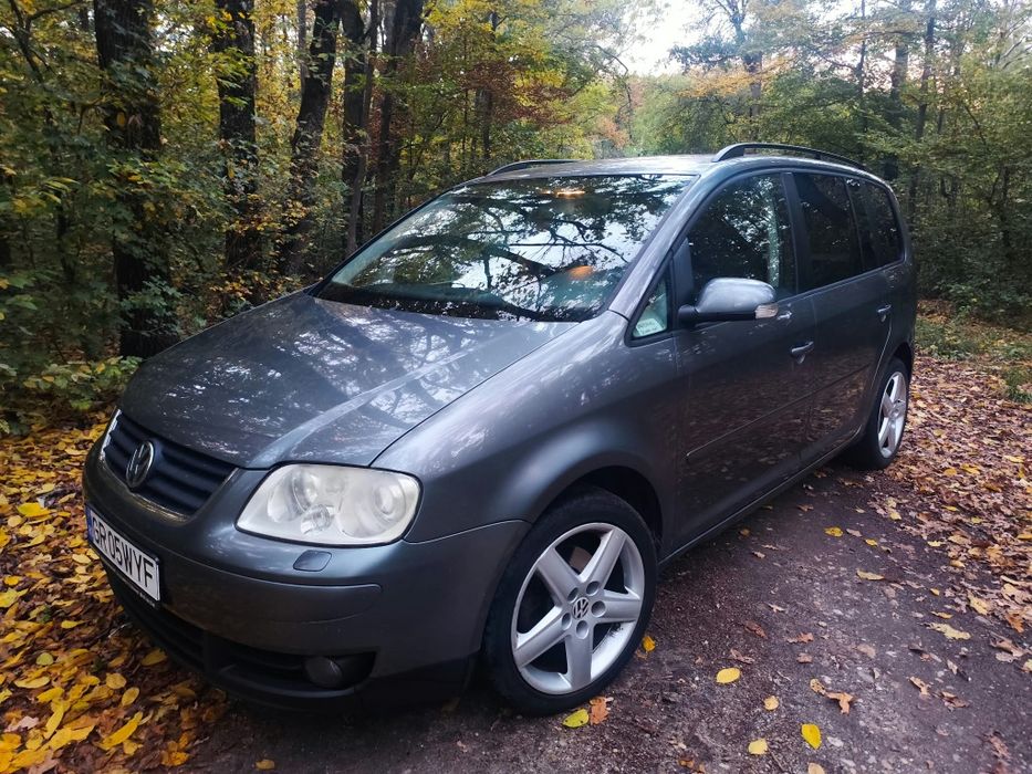 VOLKSWAGEN Touran 2005 — imagine 1