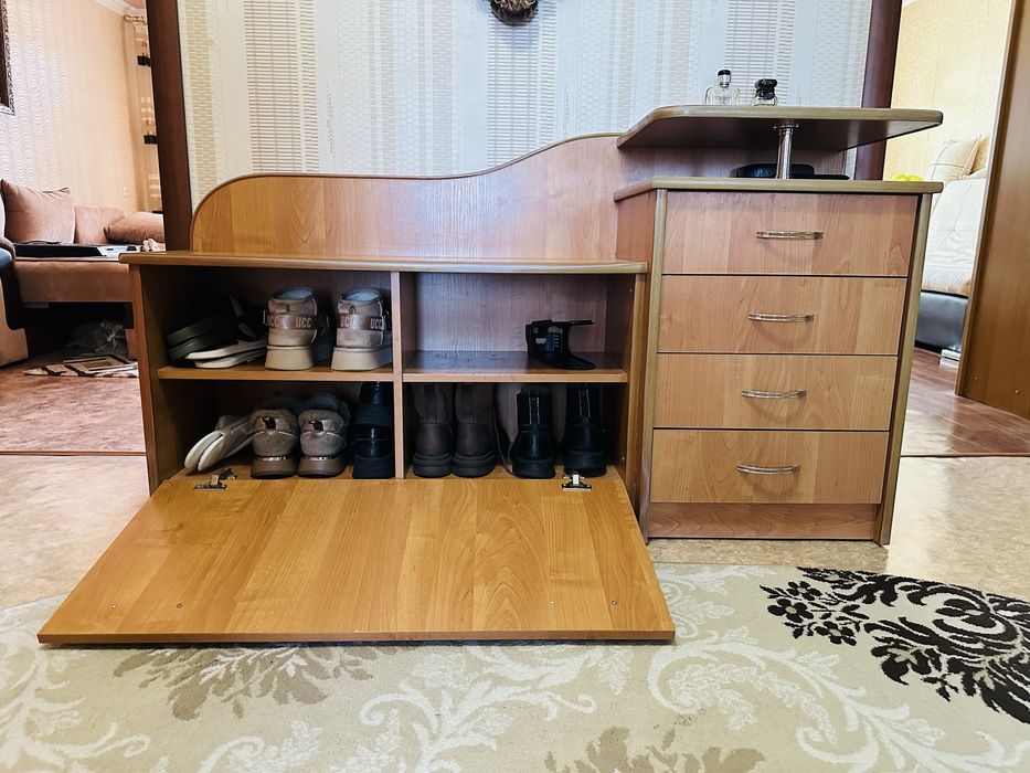 Тумба под обувь б/у