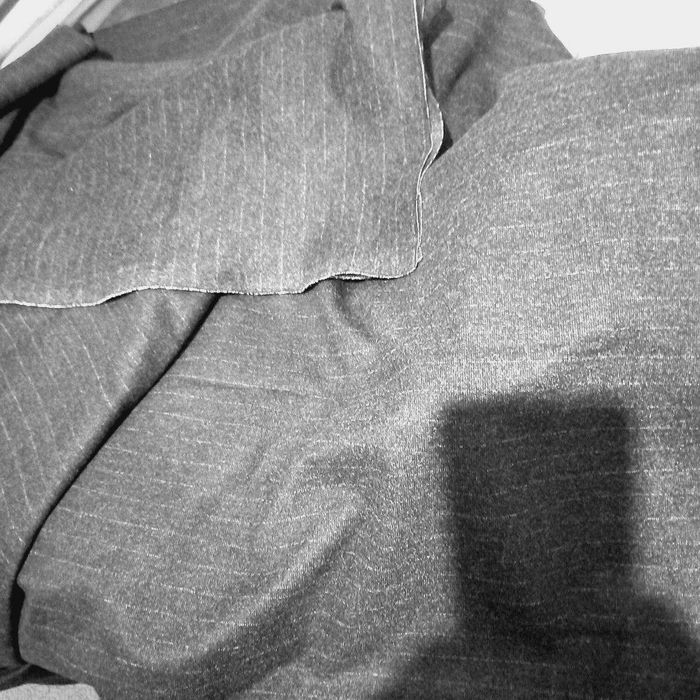 Продам ткань черная утепленная стретчевая 170 на 150 см