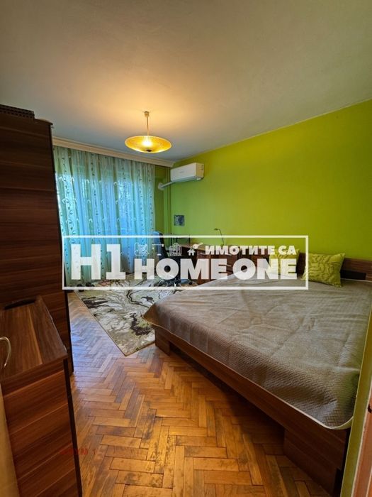 Продажба 4-стаен гр. София - Дианабад 100m²