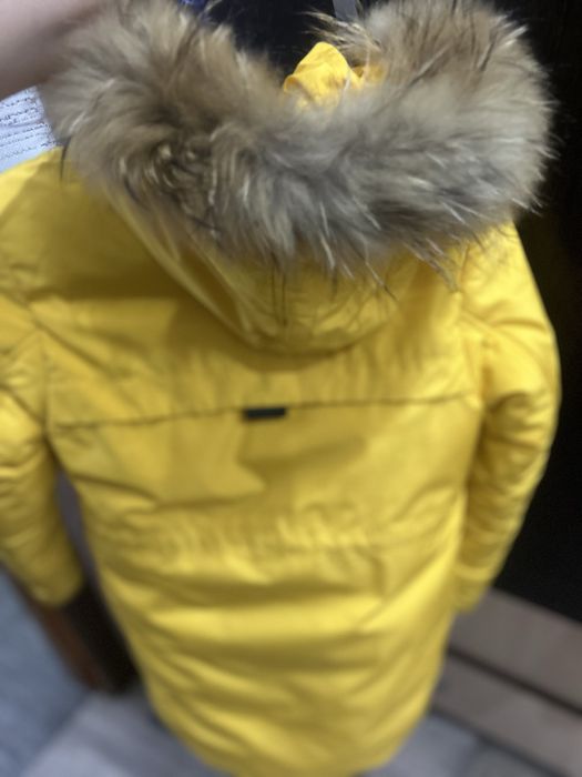 Зимняя куртка на девочку