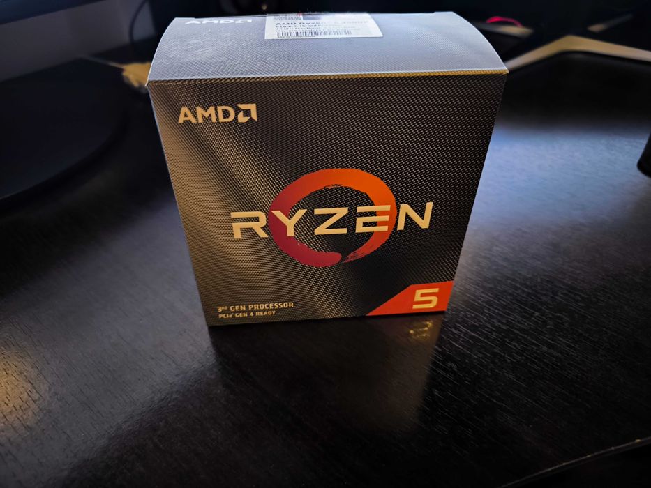 Procesor AMD Ryzen 5 3500X 3.6GHz Socket AM4 Box cu Wraith Stealth cooler inclus