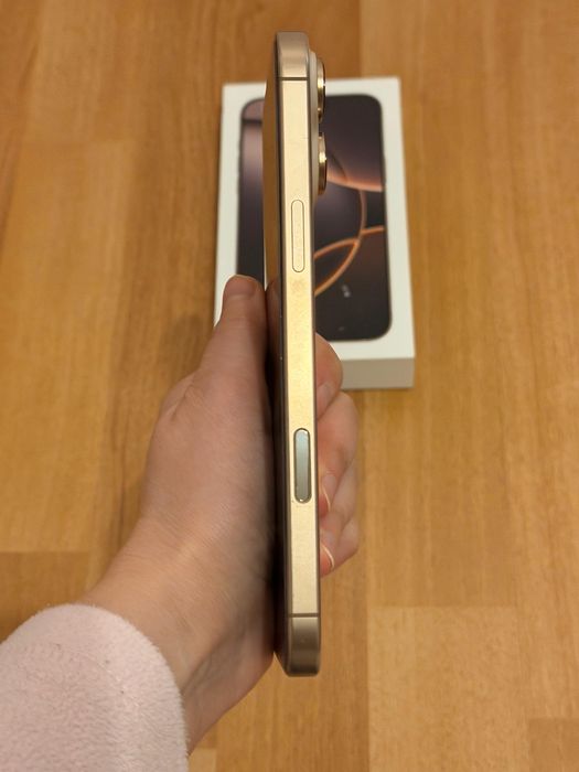 iPhone 16 Pro Max stare perfecta