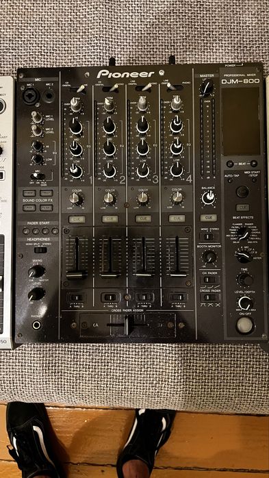 Dj setup 2x Pioneer Cdj 850 + mixer Pioneer Djm 800
