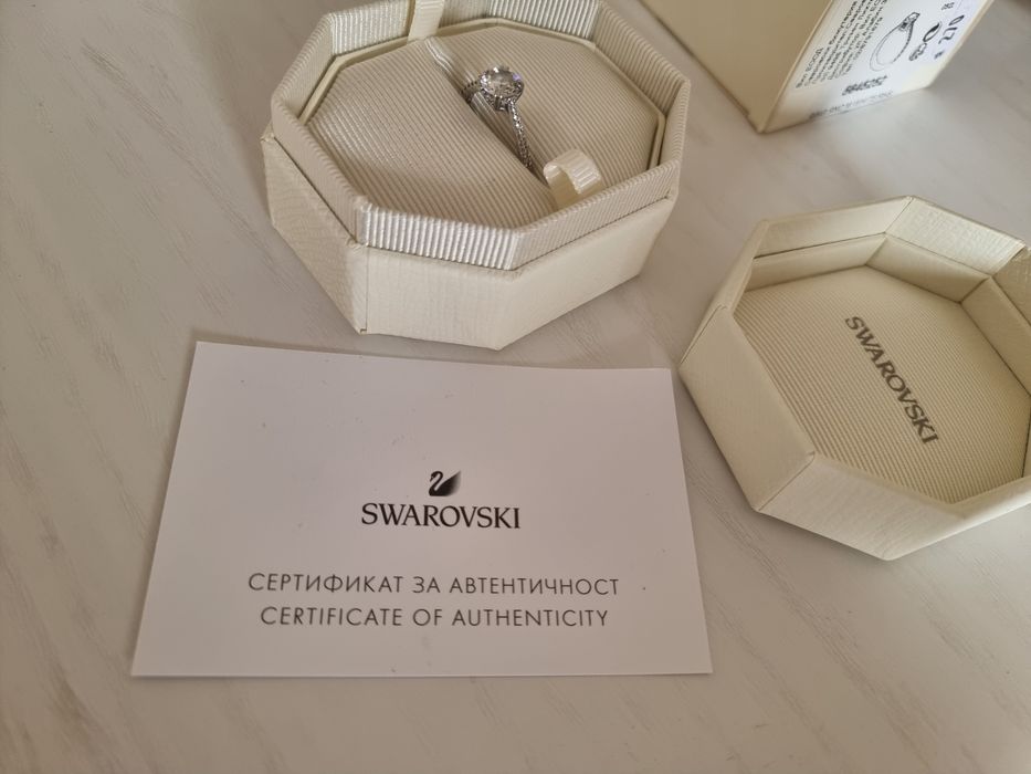Пръстен Swarovski
