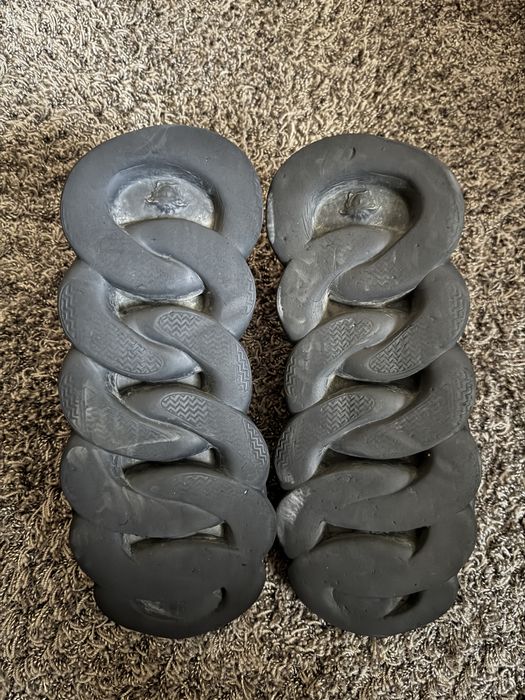 Versace Chain Reaction