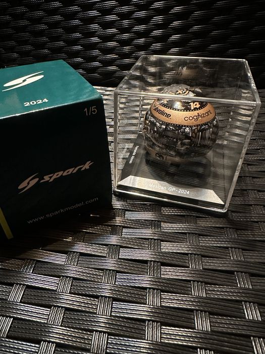 Macheta  de colectie casca 1/5 Scale Fernando Alonso Mexican GP 2024