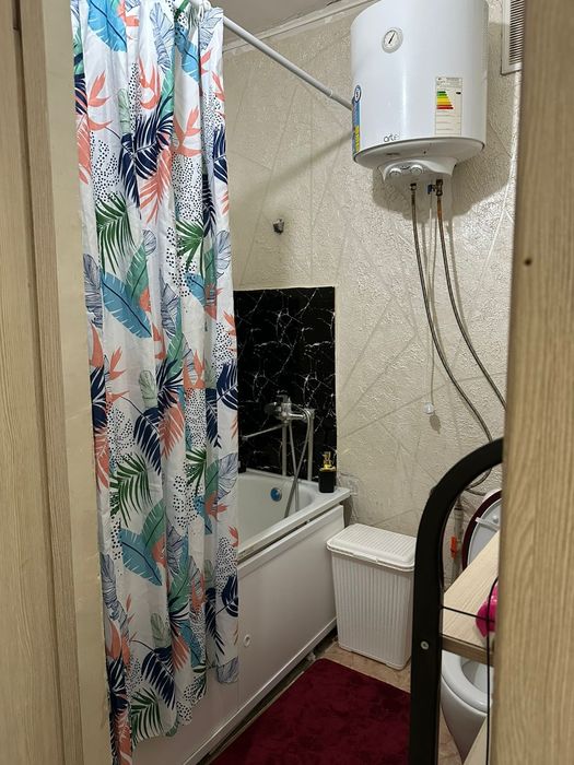 Рядом озера , военный часть,