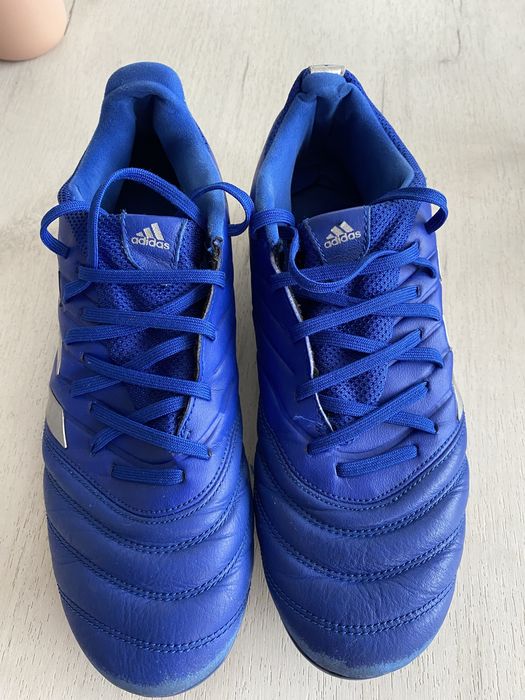 Adidas бутонки  кожа