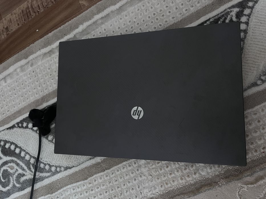 Ноутбук сатылады