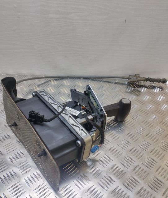 Trimonerie Volkswagen Phaeton Lipsa cod Volkswagen VW Phaeton prima g