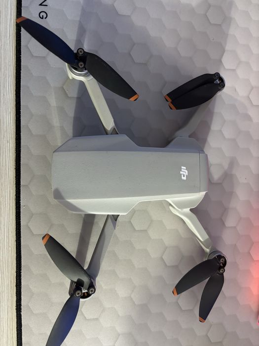 Drona DJI Mini 2 SE 2.7k
