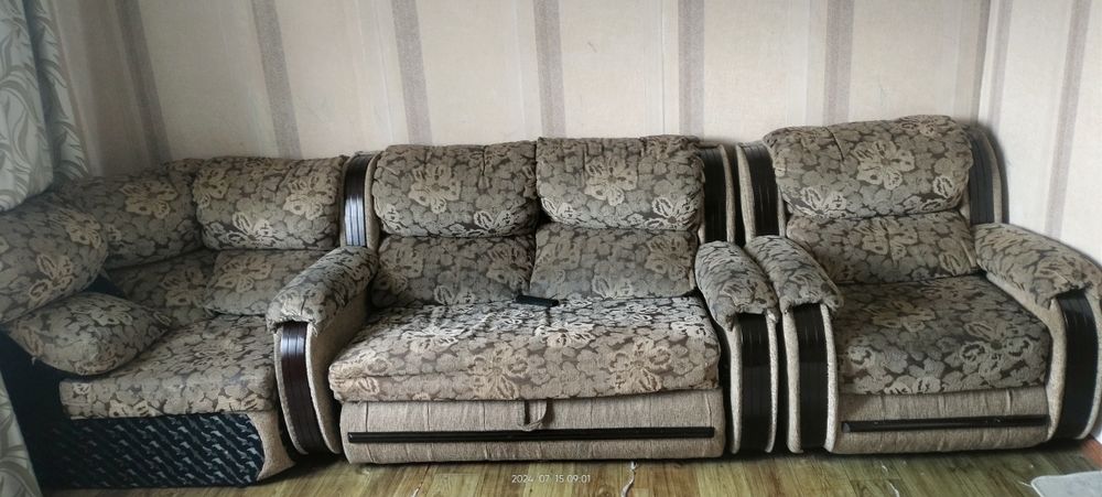 Кресло  б/у  диван