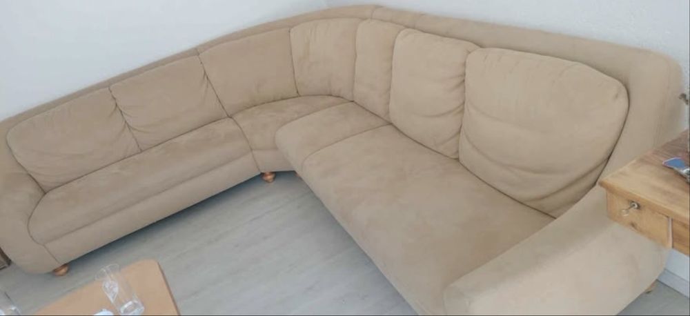 Vand URGENT COLTAR Cu foroliu masuta cadou