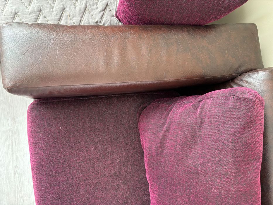 Разтегателен диван