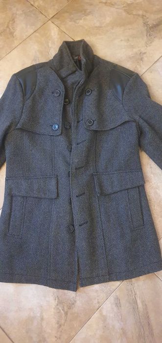 Haina stofa Guess calitate superioara!