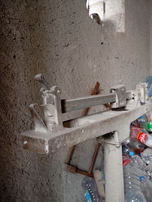 Tarozi sotiladi 1 tonnalik 3 mln soʻm