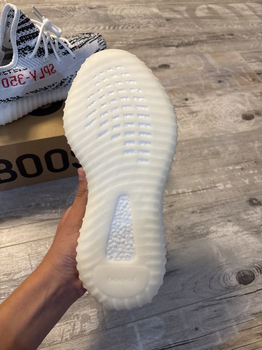 Yeezy Boost 350 V 2 zebra marimi: 42, 43, 44
