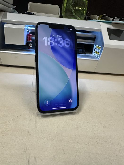 Iphone 13 / 128 gb / 100 % baterie / folie sticla cadou