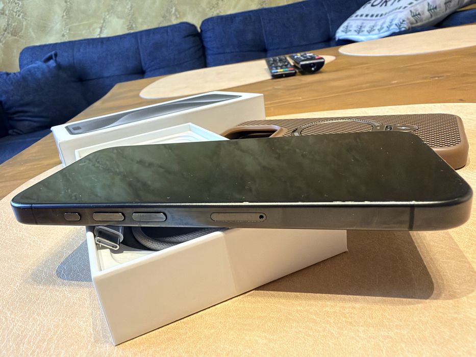 IPhone 15 pro 128