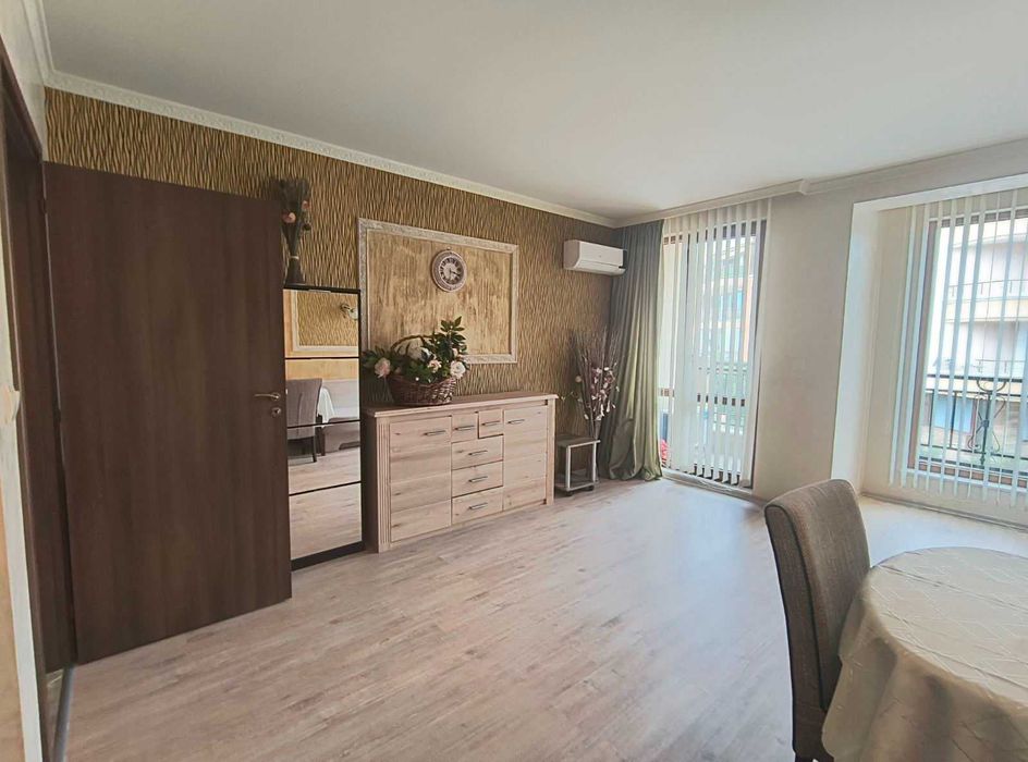 Продава се Едностаен апартамент в к.к. Слънчев бряг - 40 кв.м за 1000 €/кв.м - Снимка #1