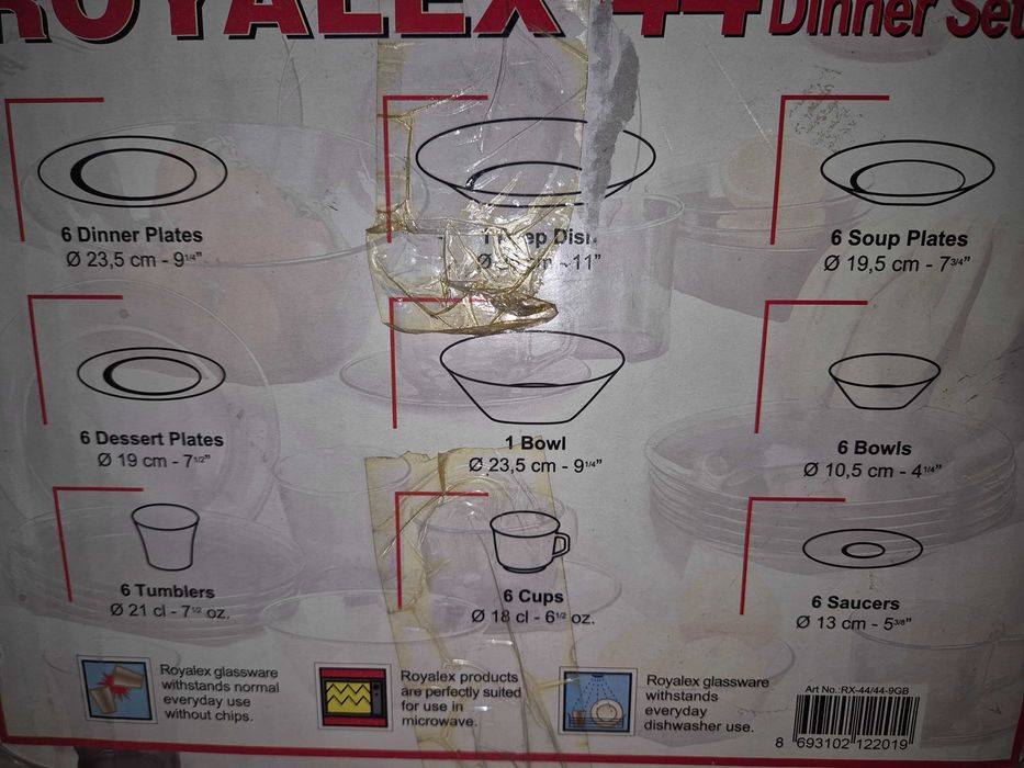 Set veselă 6 persoane, design fumuriu (diferite farfurii mici și mari, boluri, pahare, cești etc.), total: 44 piese - PRODUS NOU, în ambalaj original