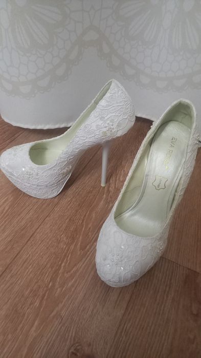 Туфли новые.Размер 38.