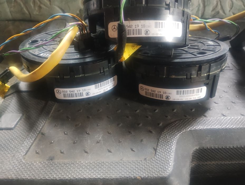 Лентов кабел за Mercedes c class w203