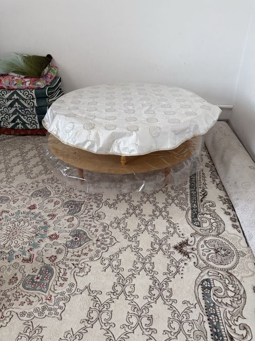 Круглый стол сатылады.