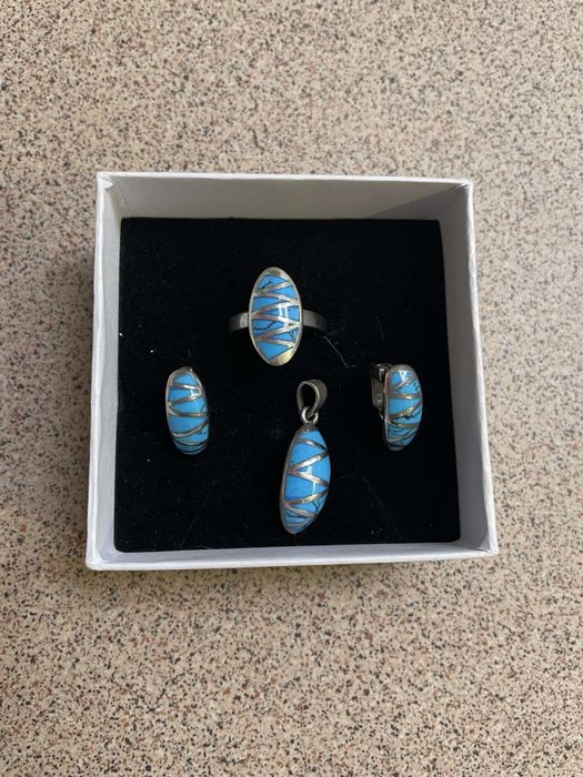 Сребърен комплект бижута